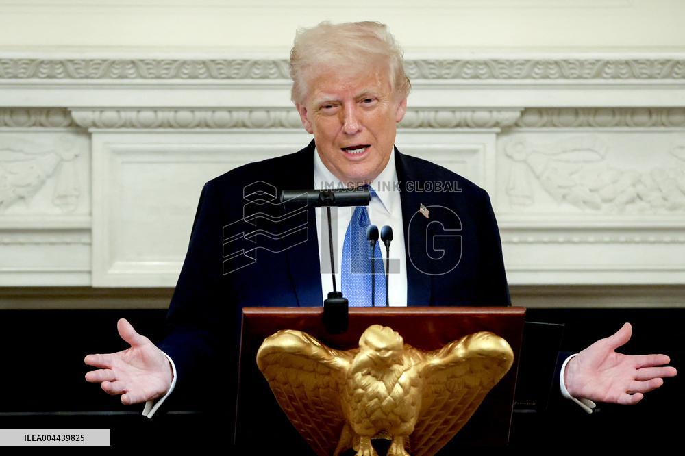 Trump Hosts Families of Fallen Officers, Announces Russia-Ukraine Peace Talks