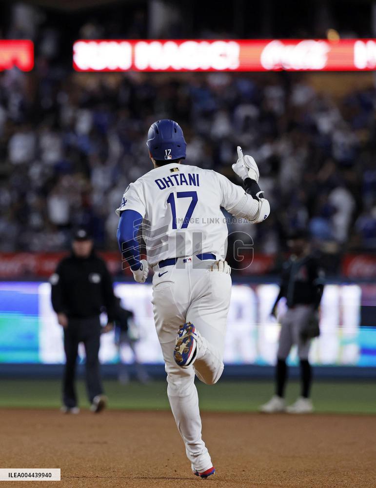 Baseball: D-Backs vs. Dodgers