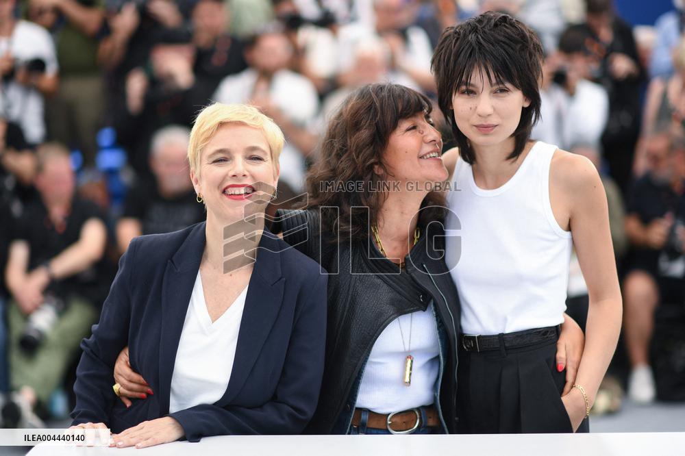 Cannes Dites-Lui Que Je L aime Photocall AM