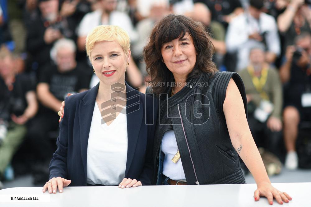 Cannes Dites-Lui Que Je L aime Photocall AM
