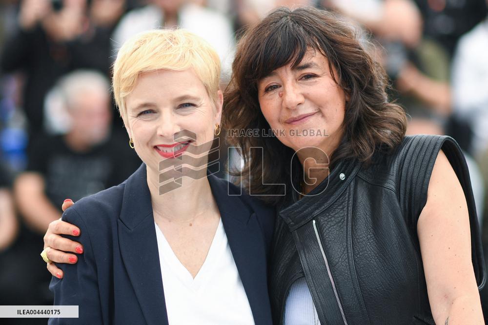 Cannes Dites-Lui Que Je L aime Photocall AM