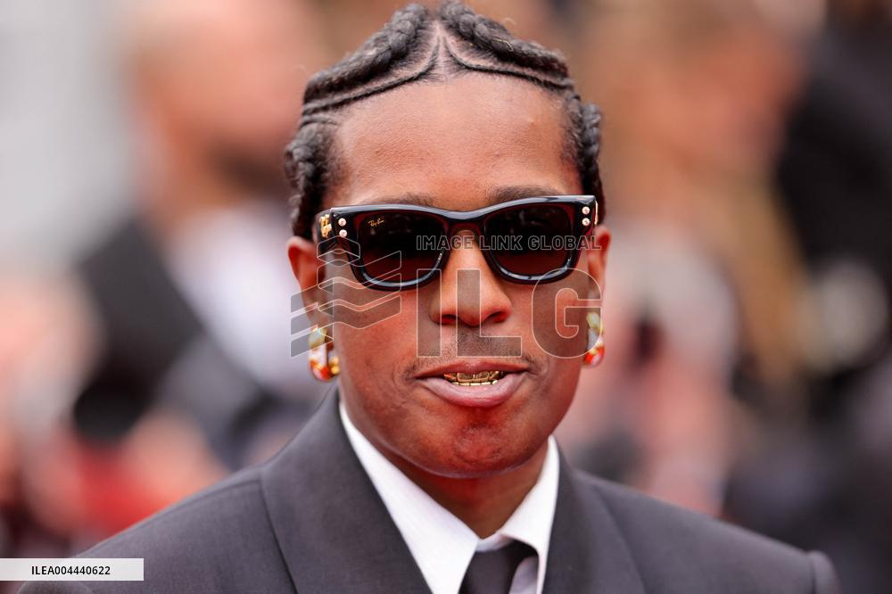 Cannes - Highest 2 Lowest Screening