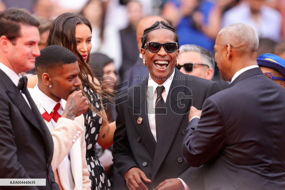 Cannes - Highest 2 Lowest Screening