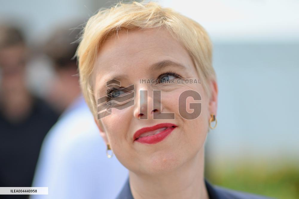 Cannes - Dites-Lui Que Je Laime Photocall