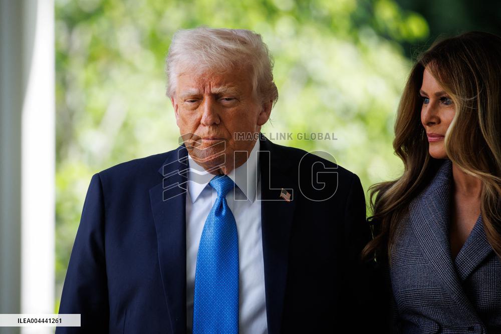 Trump Signs Bipartisan Take It Down Act Targeting Deepfake Pornography