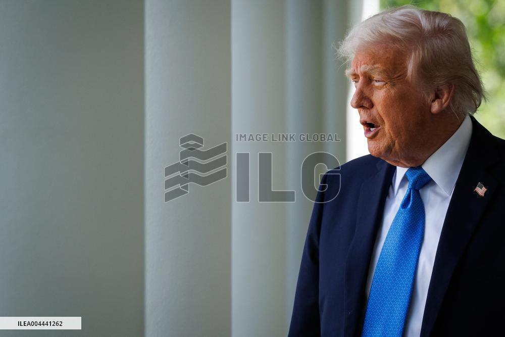 Trump Signs Bipartisan Take It Down Act Targeting Deepfake Pornography