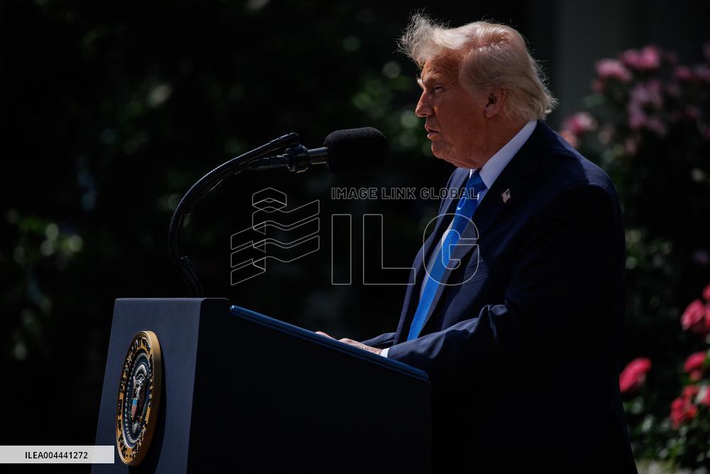 Trump Signs Bipartisan Take It Down Act Targeting Deepfake Pornography