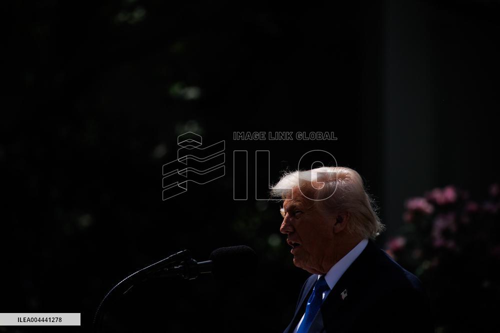 Trump Signs Bipartisan Take It Down Act Targeting Deepfake Pornography