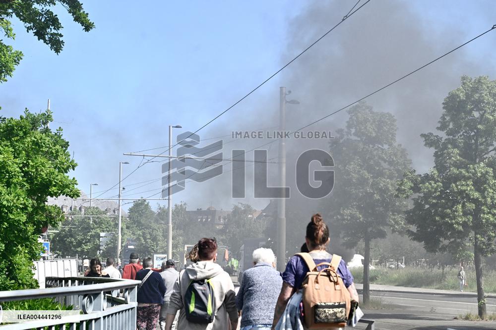 Demonstration of Angry Showmen - Strasbourg