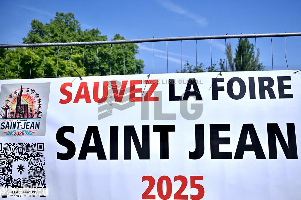 Demonstration of Angry Showmen - Strasbourg