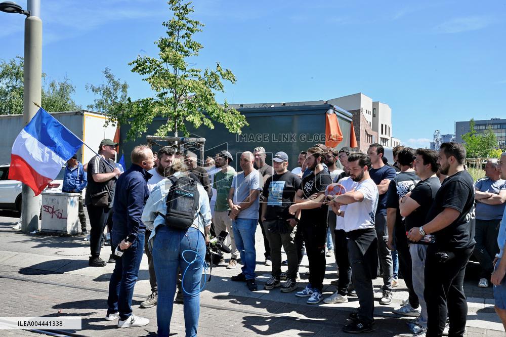 Demonstration of Angry Showmen - Strasbourg