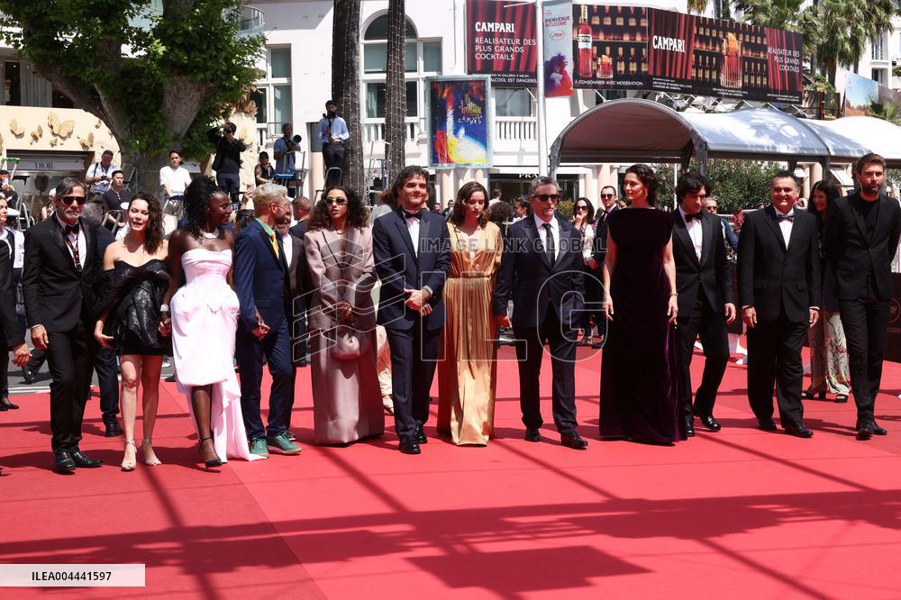 Cannes - O Agente Secreto Screening JD