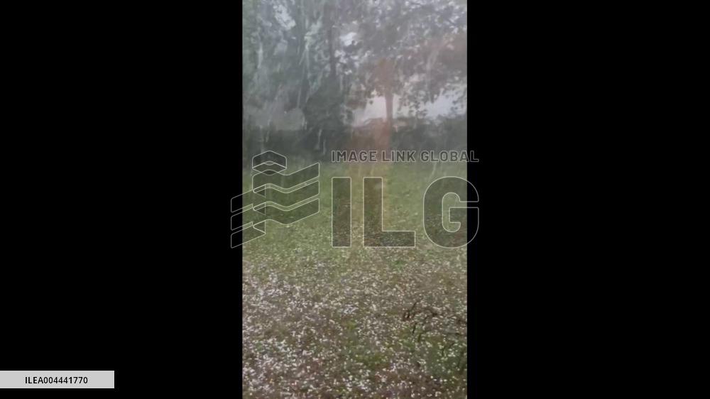 US: Thunderstorms Bring Intense Hail to Northwest Arkansas 5