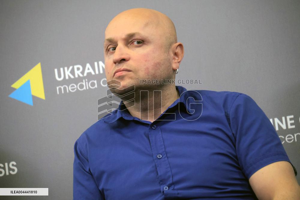 Signing of Memorandum of Cooperation between Right Sector and Coalition of Indigenous Peoples