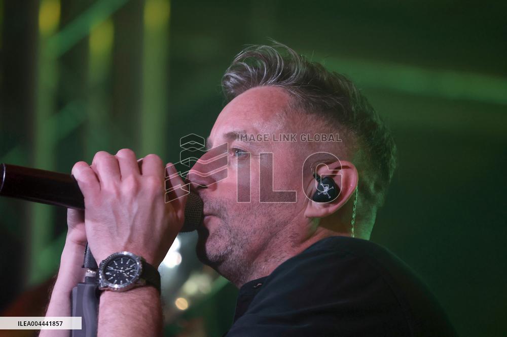 Zhadan i Sobaky performs in Kharkiv