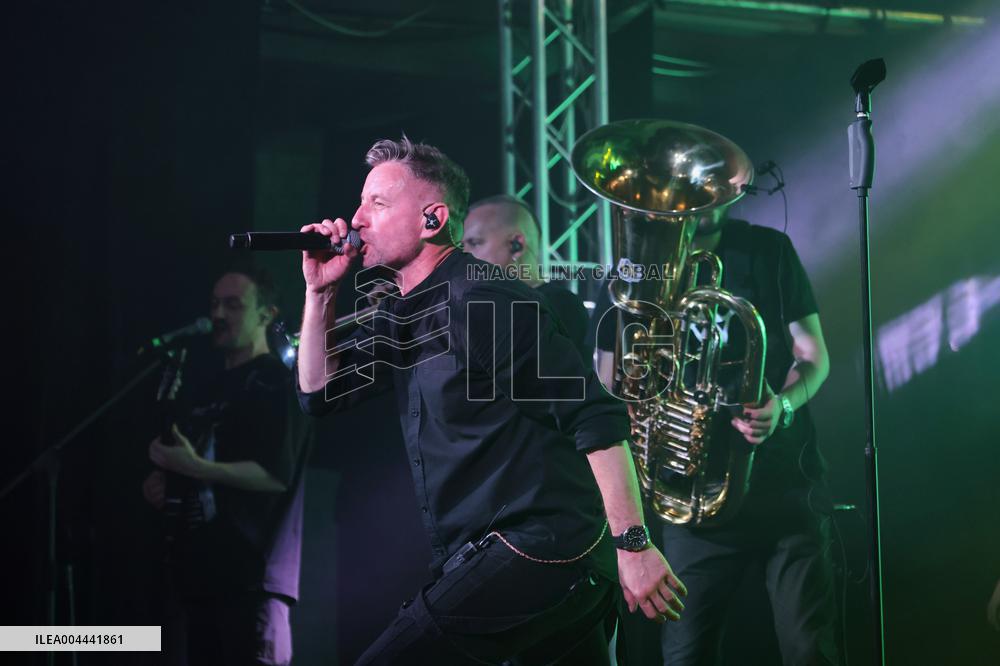 Zhadan i Sobaky performs in Kharkiv