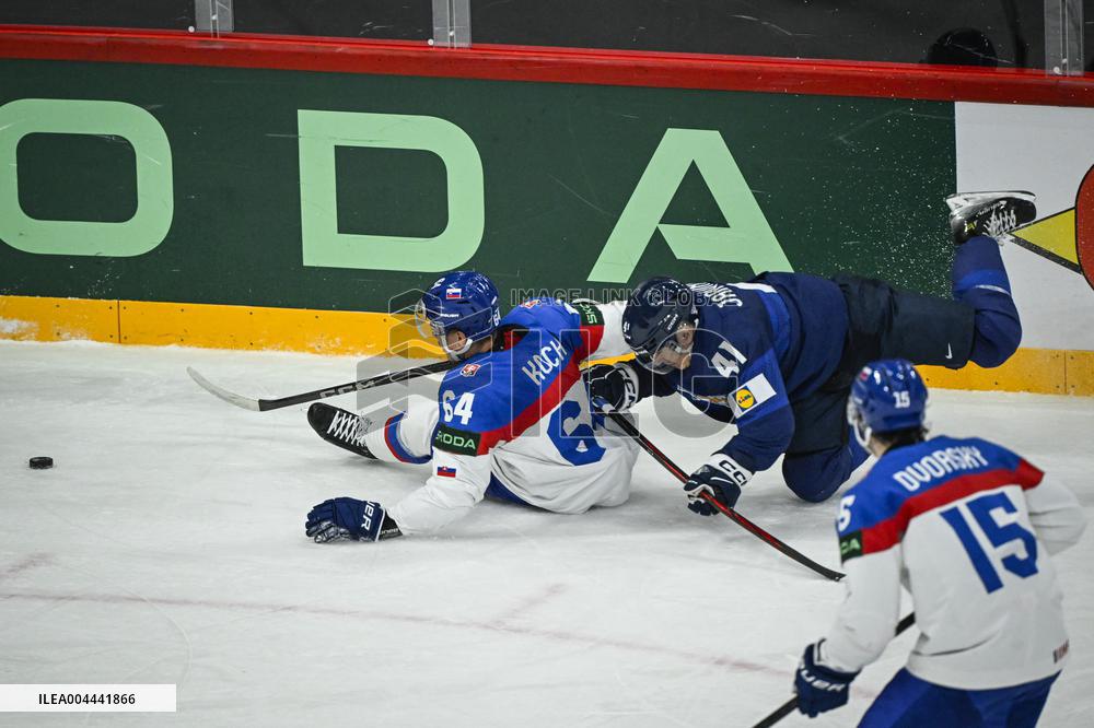 ICE HOCKEY WC SLOVAKIA-FINLAND