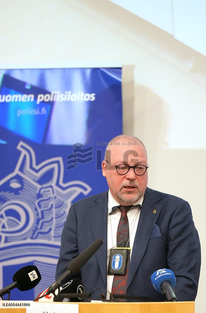 Police press conferece about the stabbing at the Vähäjärvi School