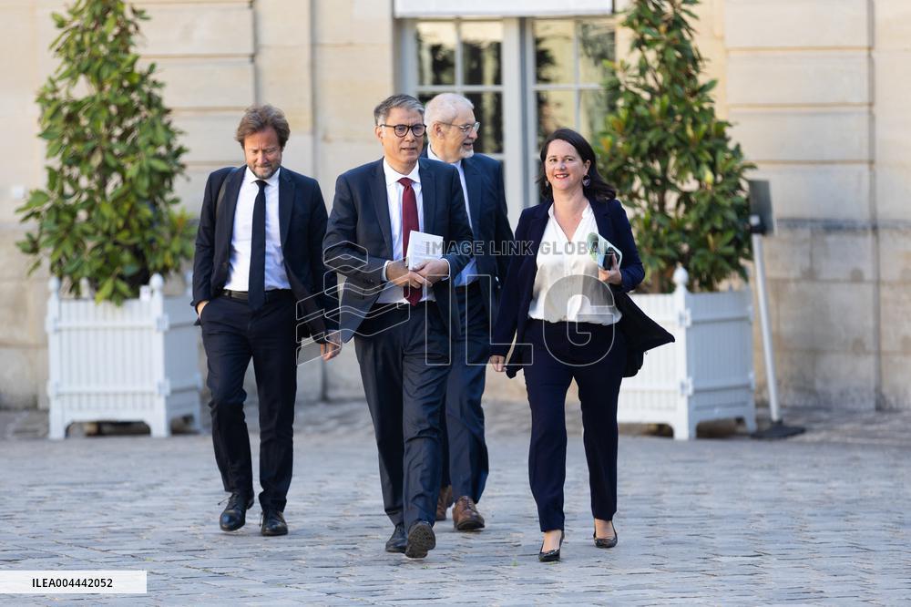 Members of Socialist Party At Matignon - Paris