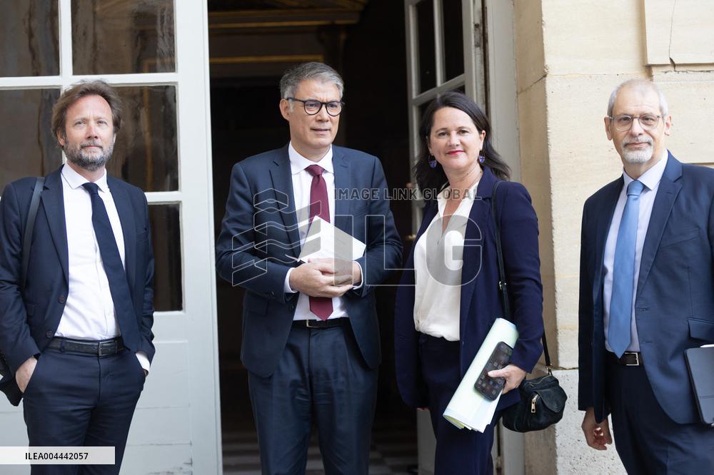 Members of Socialist Party At Matignon - Paris
