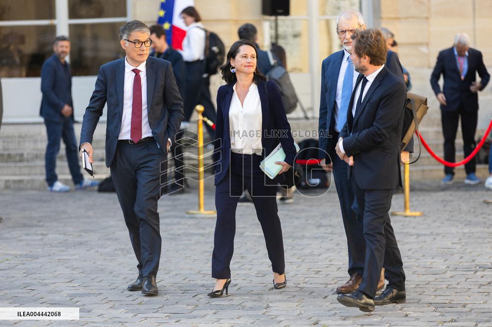Members of Socialist Party At Matignon - Paris