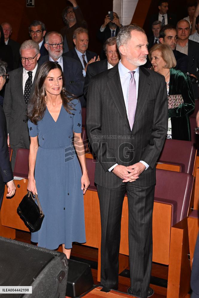 Spanish Royal Couple At Madrid Press Association Awards Ceremony - Spain