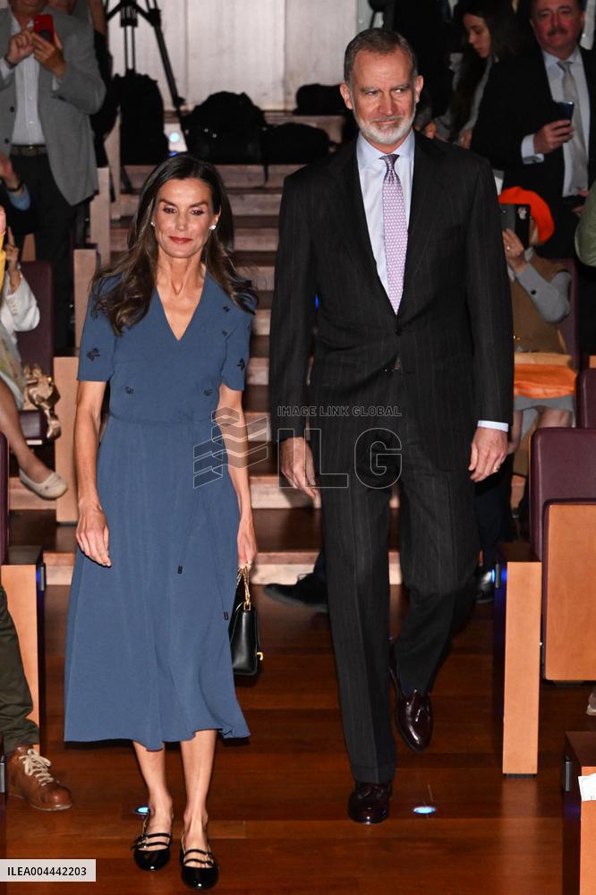 Spanish Royal Couple At Madrid Press Association Awards Ceremony - Spain