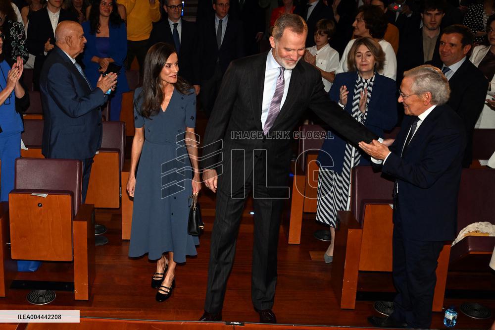Spanish Royal Couple At Madrid Press Association Awards Ceremony - Spain