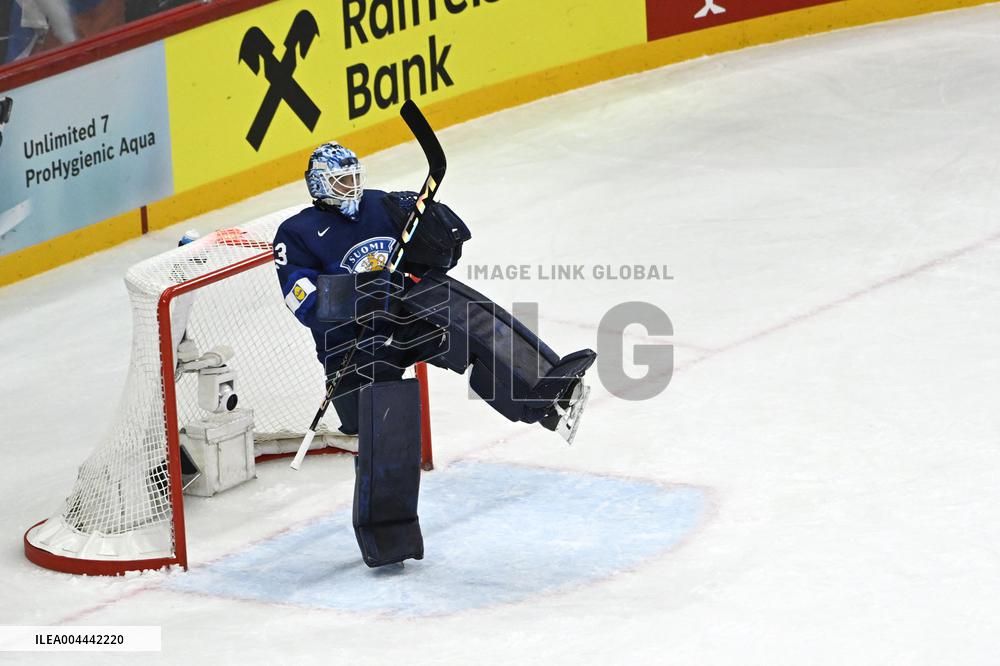 ICE HOCKEY WC SLOVAKIA-FINLAND