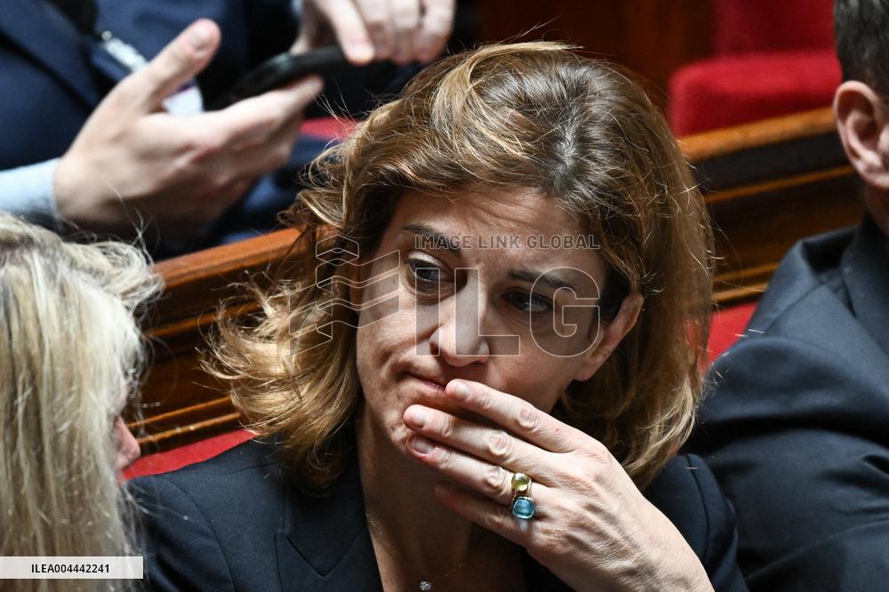 Questions to the government at the National Assembly in Paris FA