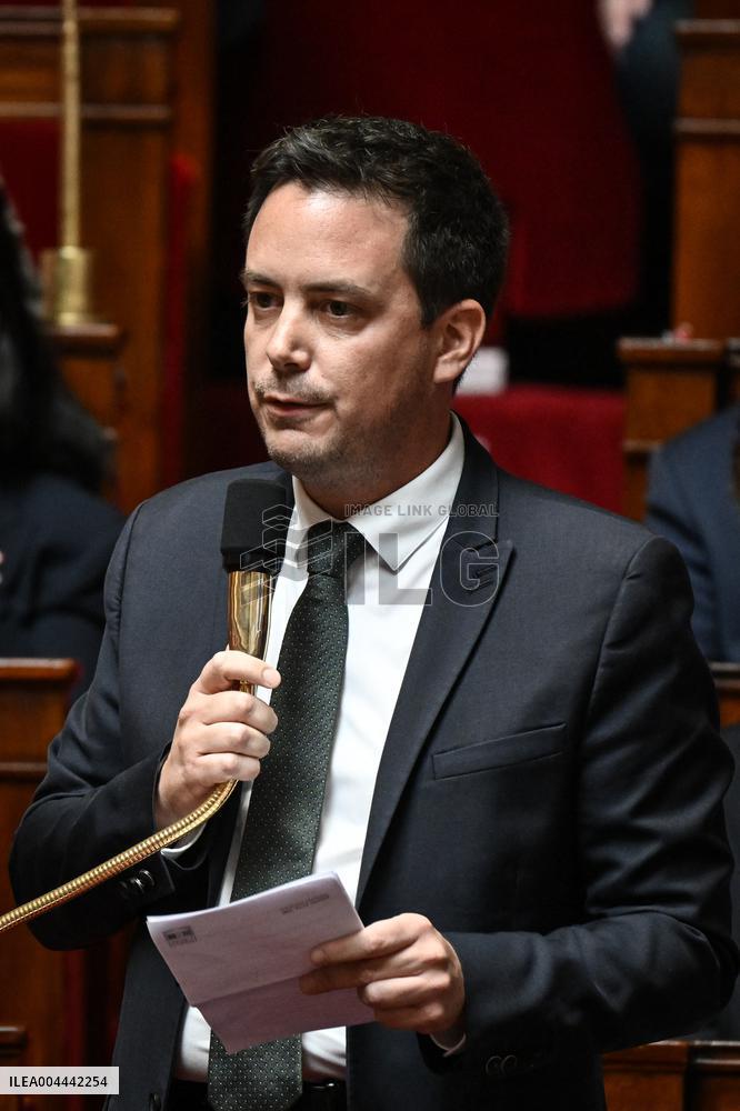 Questions to the government at the National Assembly in Paris FA