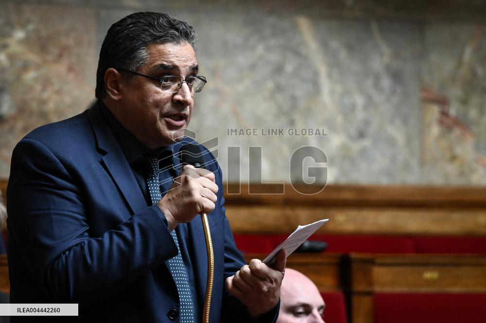 Questions to the government at the National Assembly in Paris FA