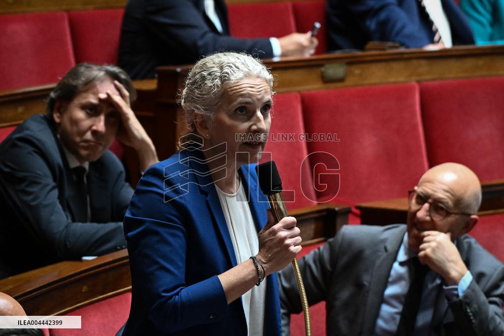 Questions to the government at the National Assembly in Paris FA