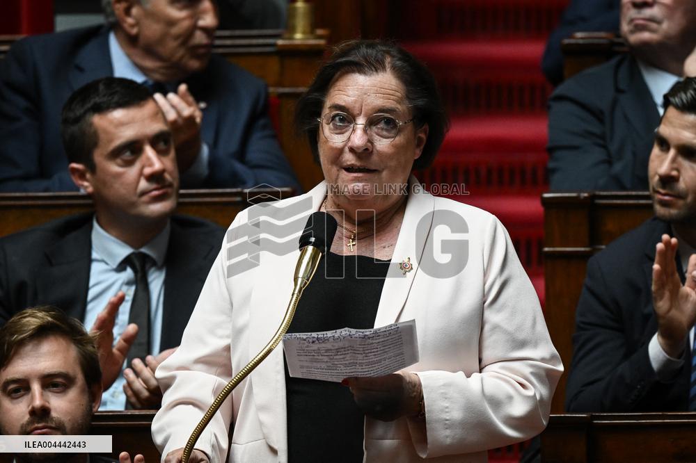 Questions to the government at the National Assembly in Paris FA