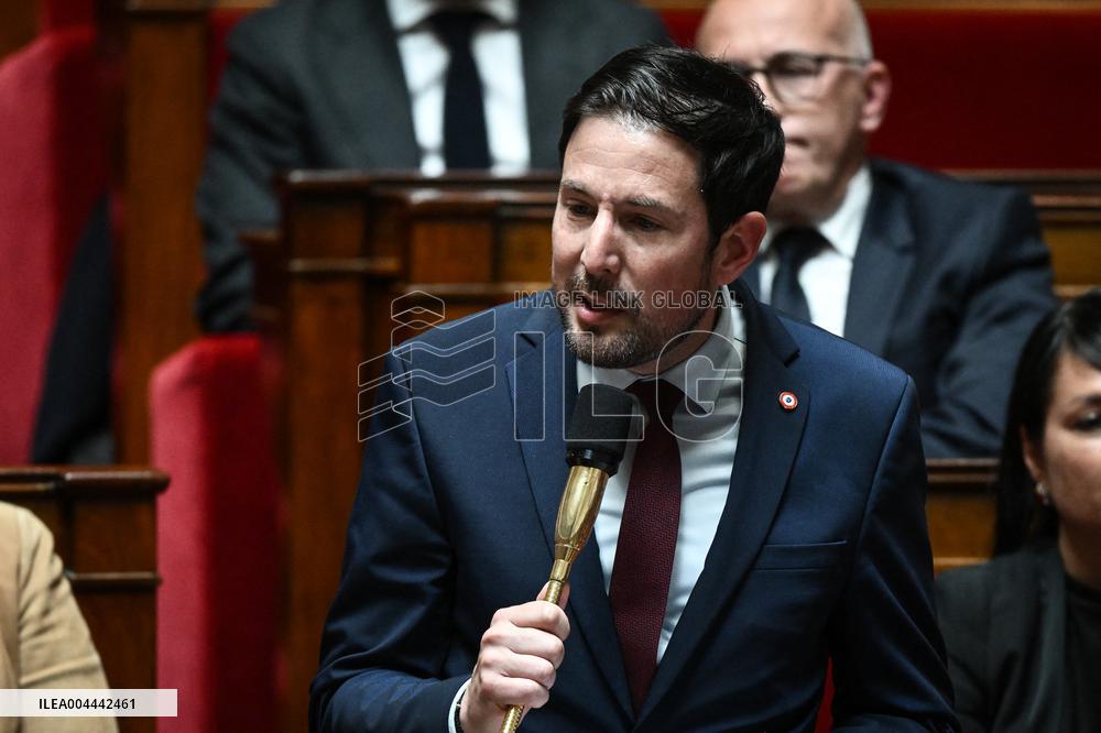 Questions to the government at the National Assembly in Paris FA