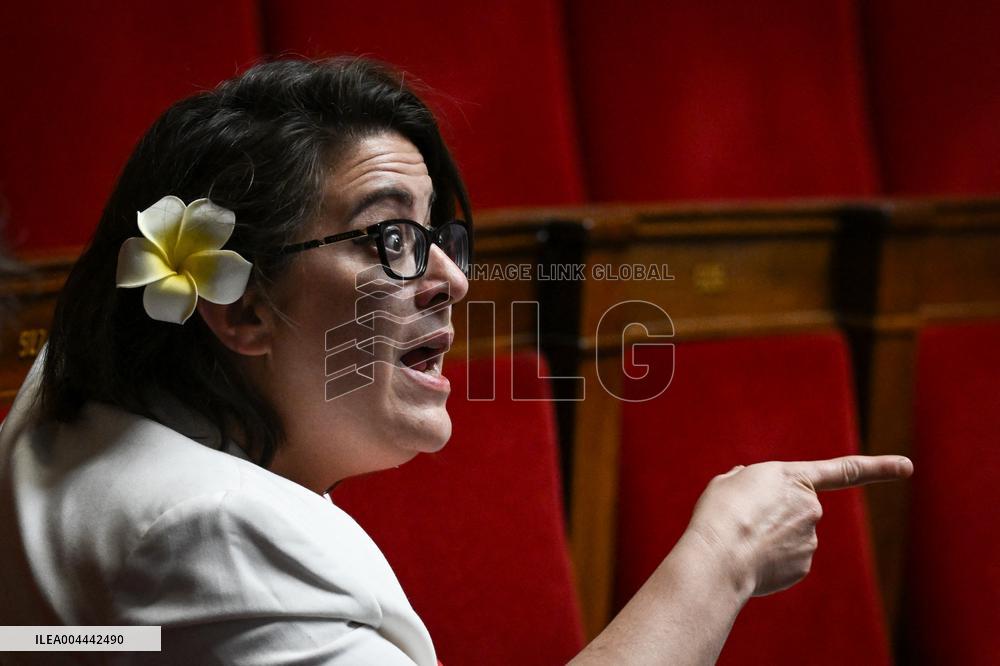 Questions to the government at the National Assembly in Paris FA