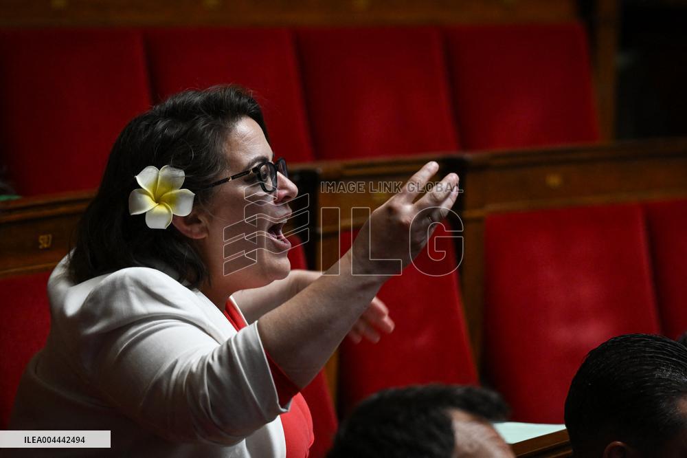 Questions to the government at the National Assembly in Paris FA