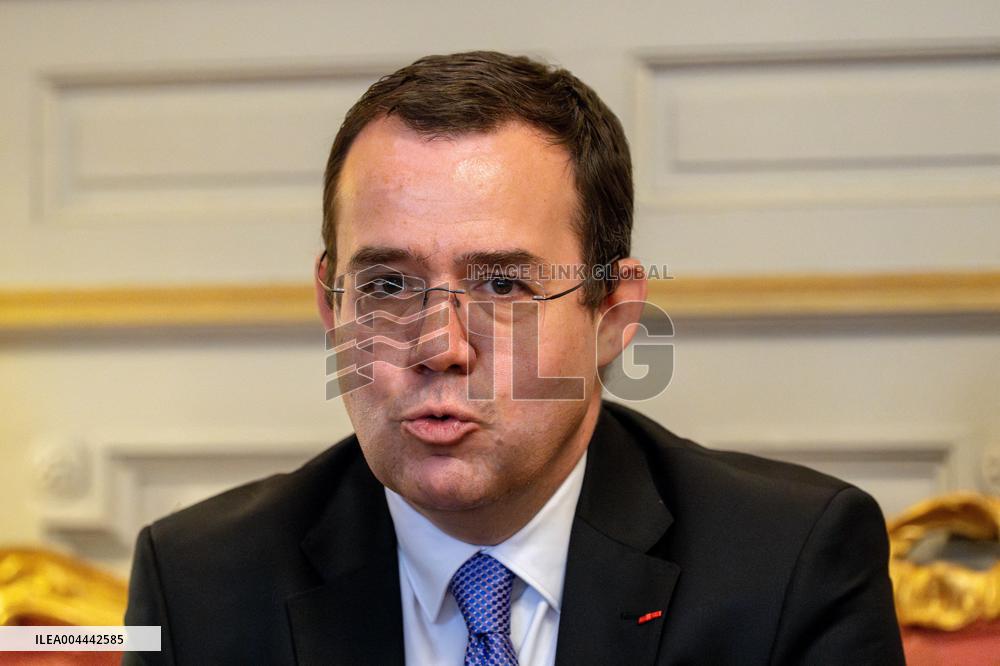 New Prefect Laurent Hottiaux Takes Office - Nice