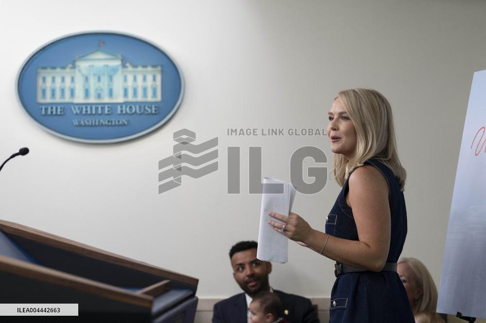 Leavitt Press Briefing for a Take Our Sons and Daughters to Work Day