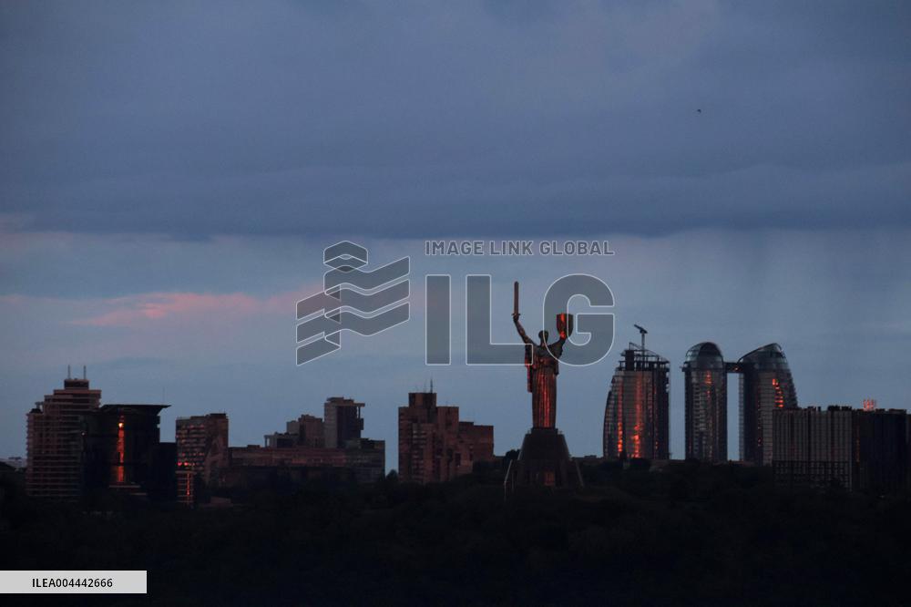 Sunrise in Kyiv