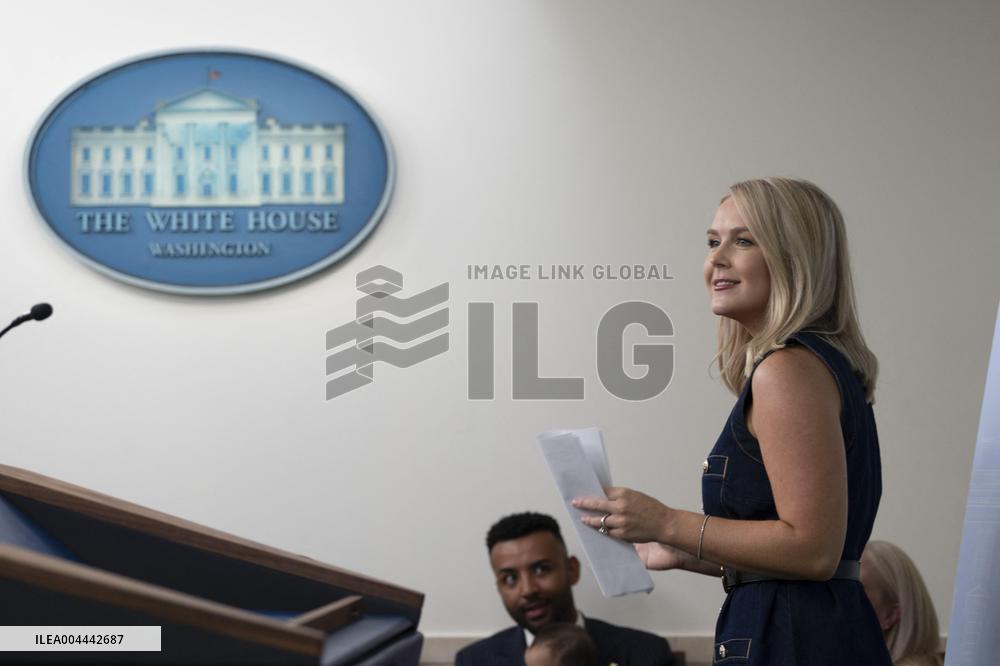 Leavitt Press Briefing for a Take Our Sons and Daughters to Work Day