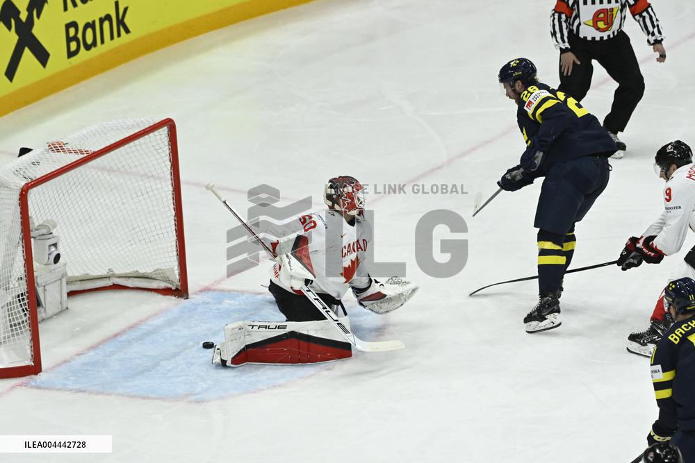 ICE HOCKEY WC SWEDEN-CANADA