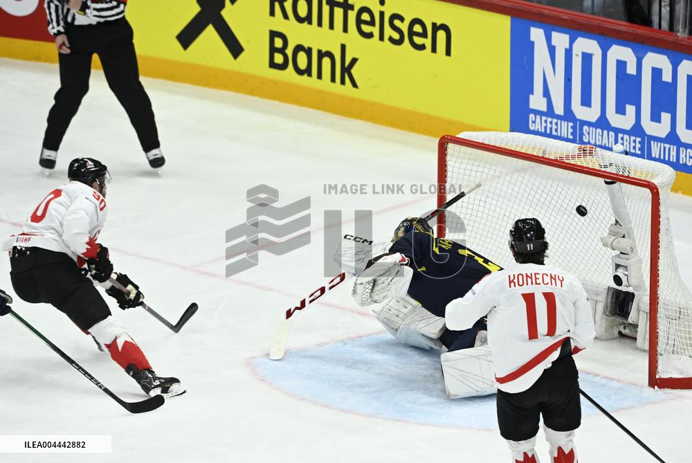 ICE HOCKEY WC SWEDEN-CANADA