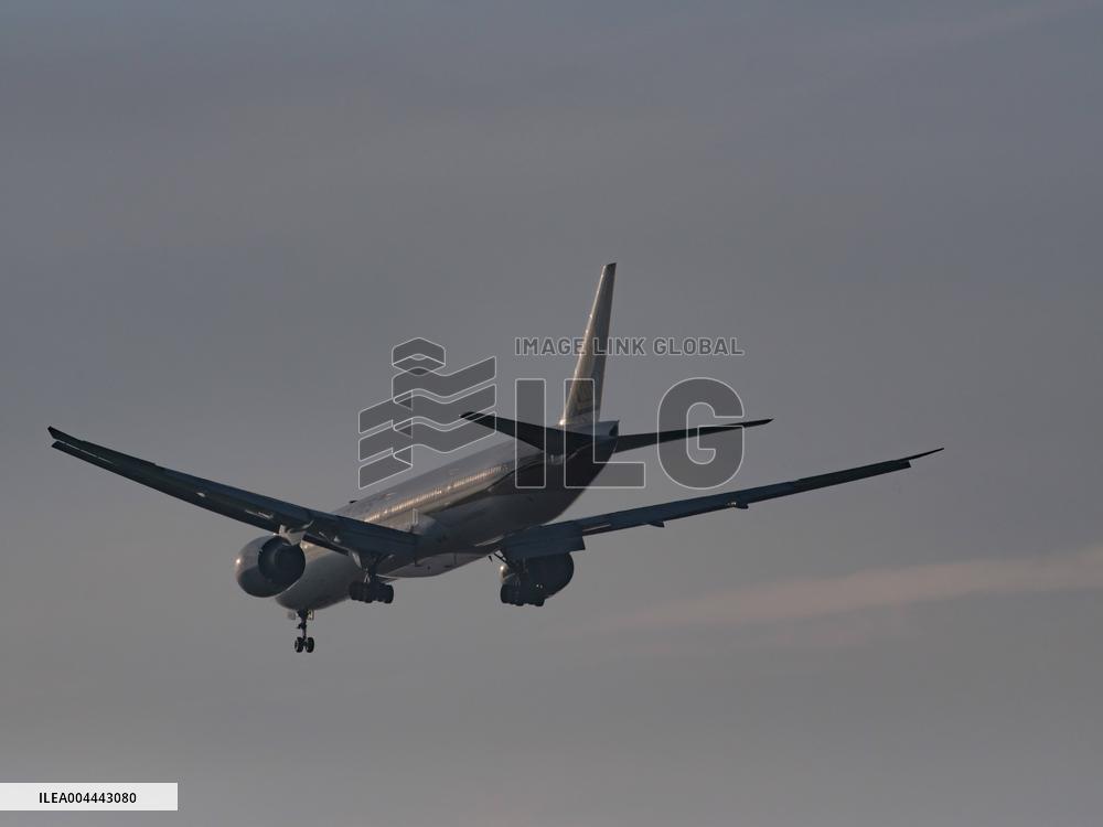 Roissy Charles De Gaulle Plane Illustrations - France