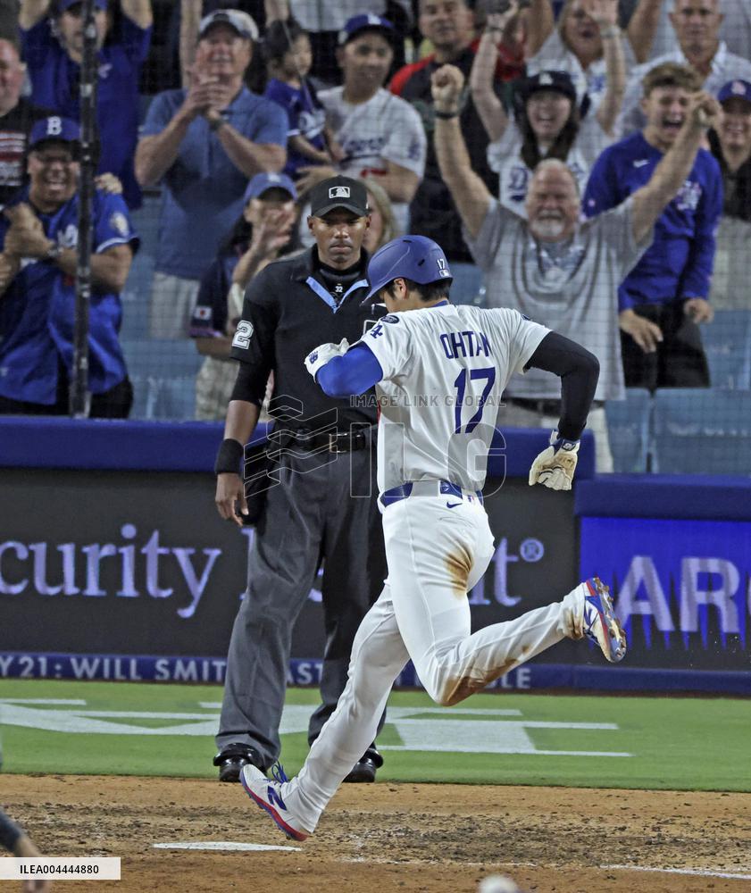 Baseball: Diamondbacks vs. Dodgers