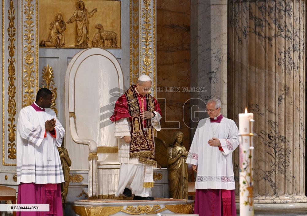 Pope Leo XIV Visits St. Paul Basilica - Rom