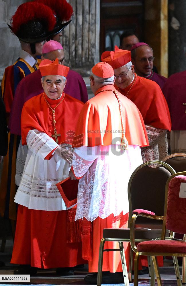Pope Leo XIV Visits St. Paul Basilica - Rom