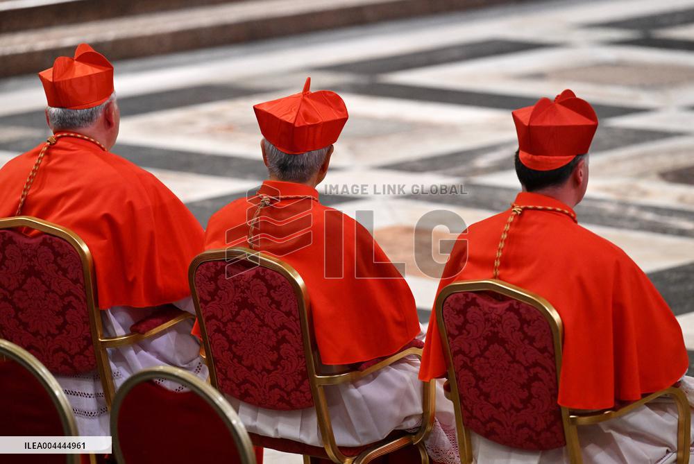 Pope Leo XIV Visits St. Paul Basilica - Rom