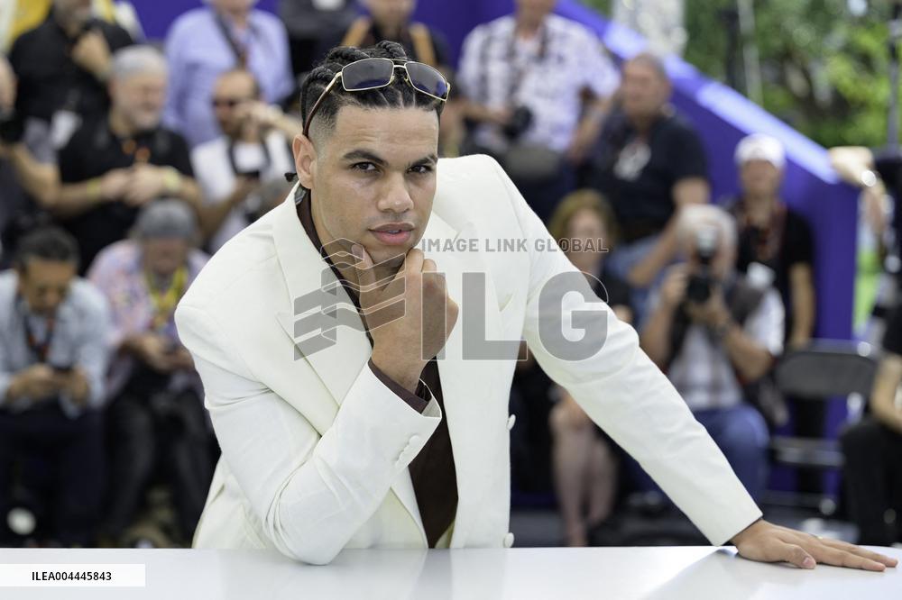 Cannes Aisha can't fly away Photocall NG