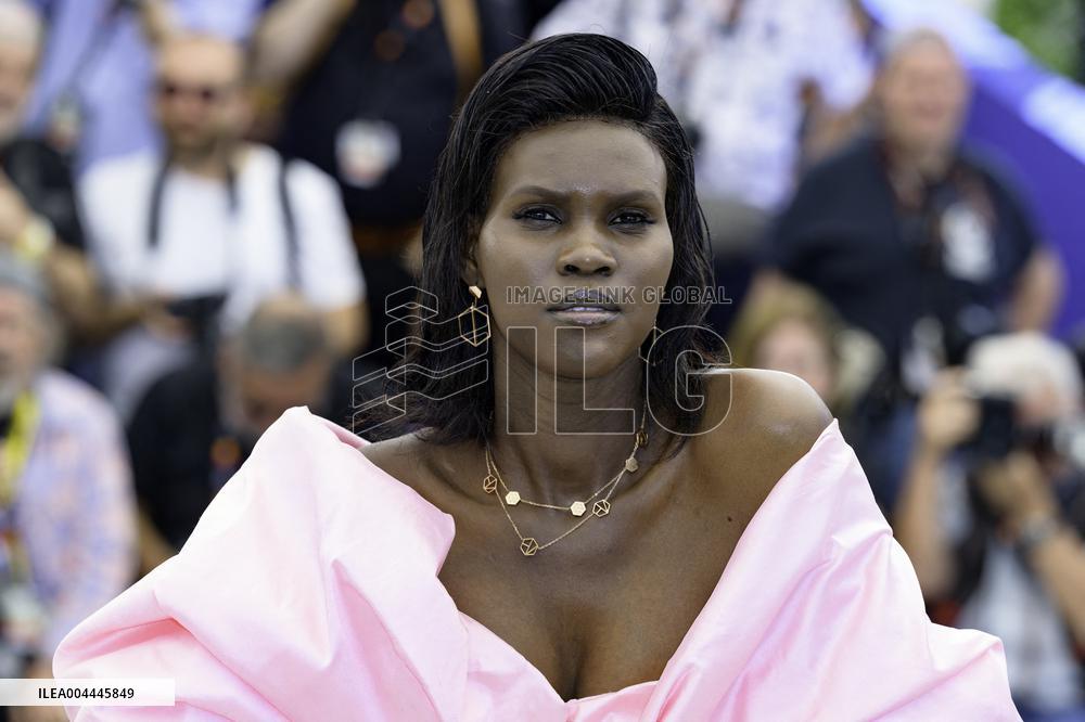 Cannes Aisha can't fly away Photocall NG